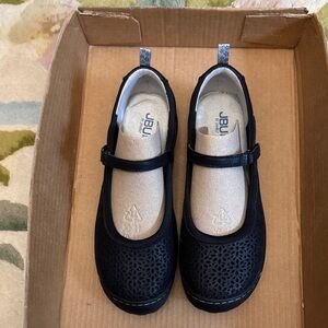 JBU Women Black Perforated Mary Jane Shoes 151